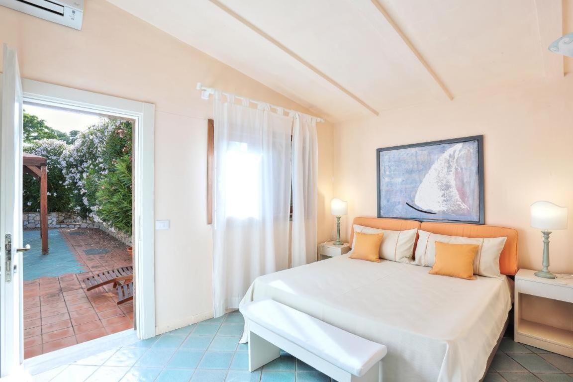 Residence Les Oliviers Porto Azzurro Exterior foto